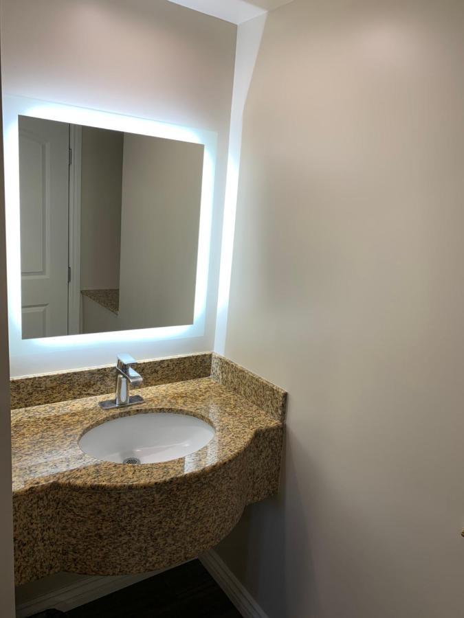 Walnut Inn & Suites 웨스트코비나 외부 사진