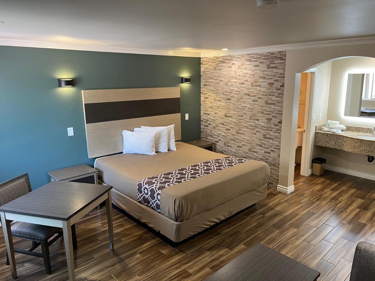 Walnut Inn & Suites 웨스트코비나 외부 사진