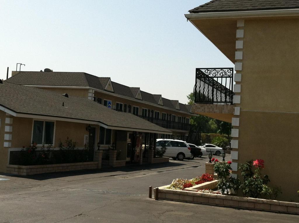 Walnut Inn & Suites 웨스트코비나 외부 사진